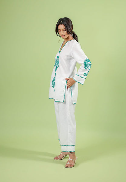 White Floral Embroidered Kurta Pant Set for Women